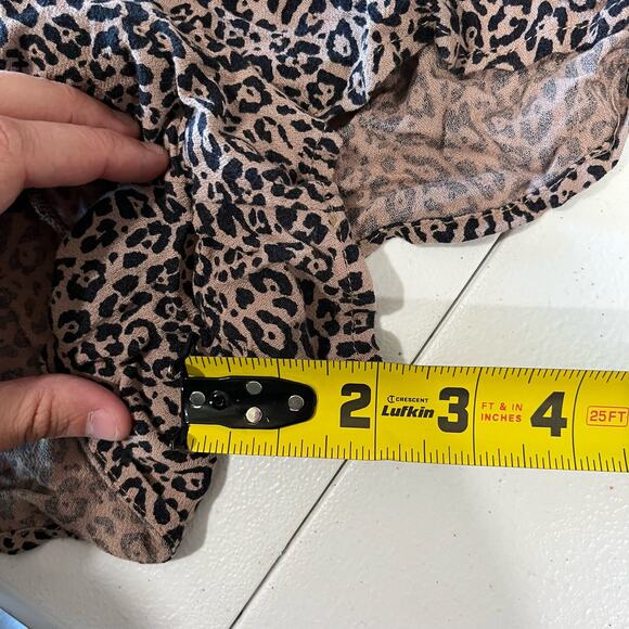 American Eagle Leopard Animal Print Flowy Pull On Shorts Womens Medium - Picture 7 of 7